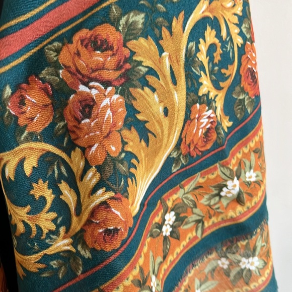 Unknown Designer - Made in Italy Lana-Wool Scarf - Picture 7 of 7